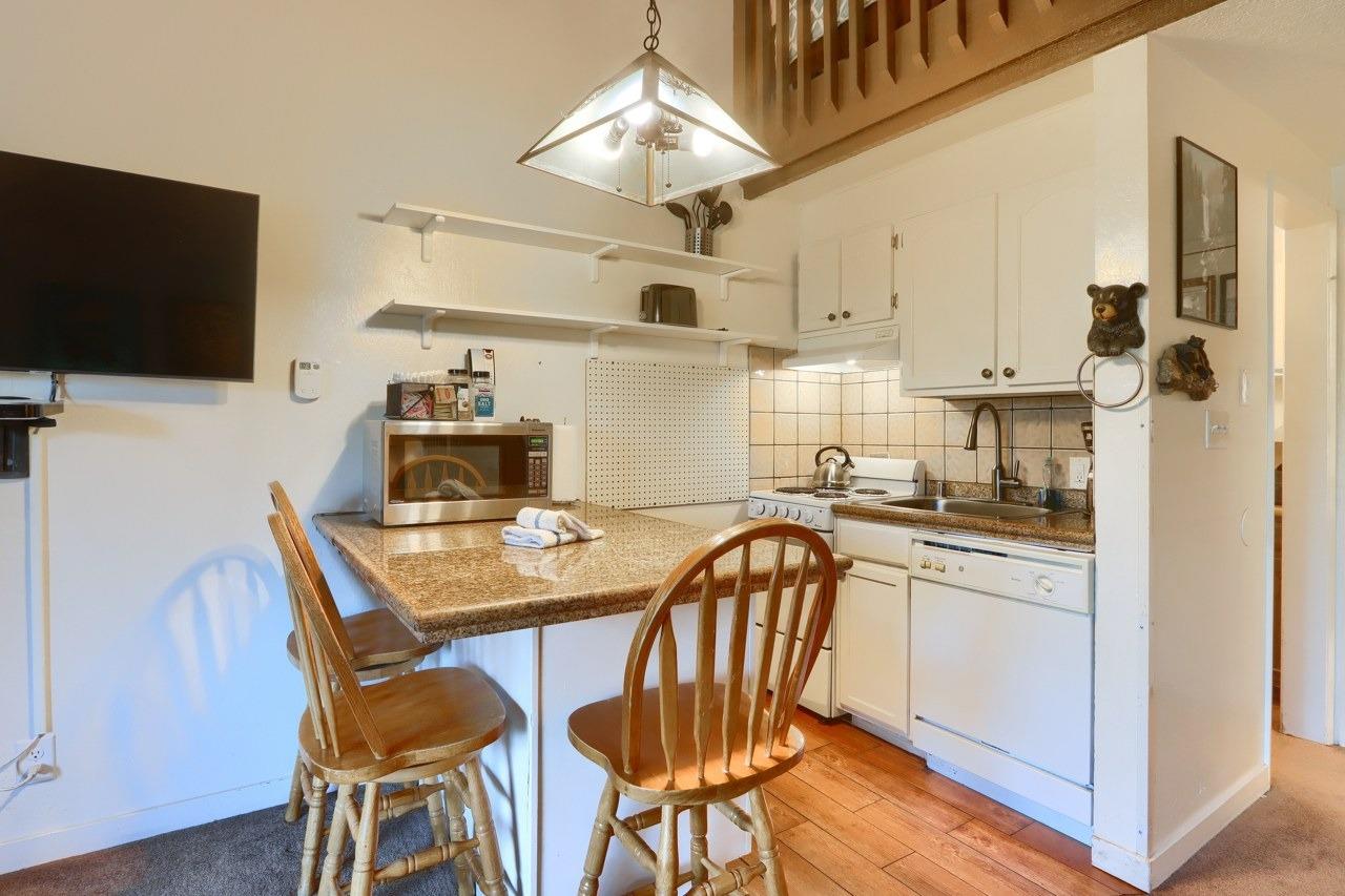 7540 Henness Cir #B210, Yosemite West, CA 95389