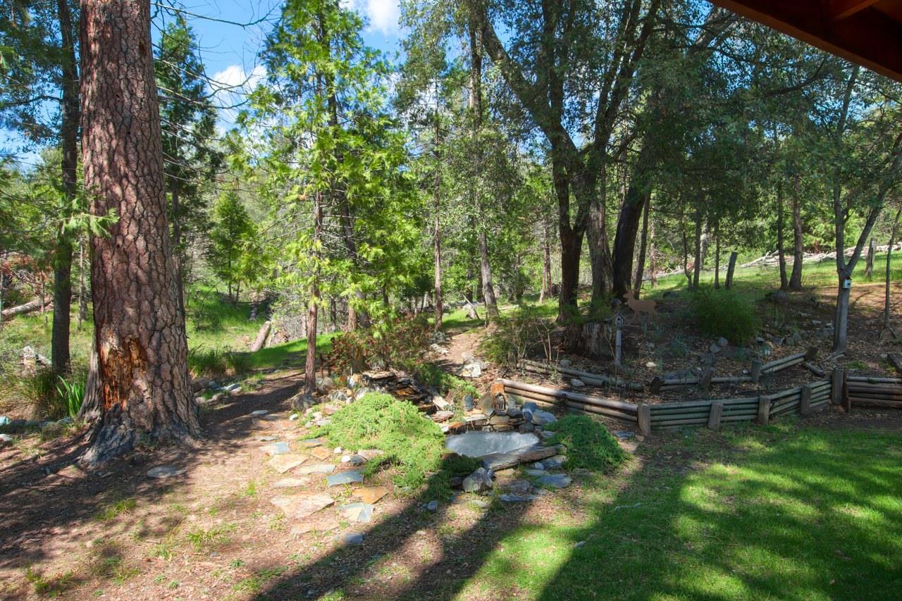 5621 Ponderosa Ct, Mariposa, CA 95338