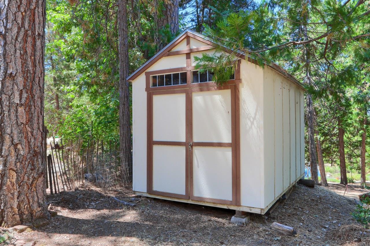 5621 Ponderosa Ct, Mariposa, CA 95338