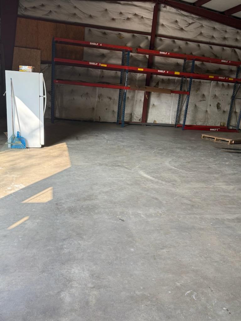 2381 S Taylor Ave, Fresno, CA 93706