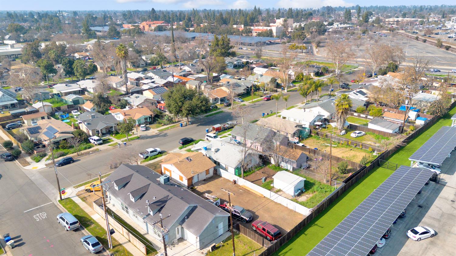 1508 N Calaveras Ave, Fresno, CA 93728