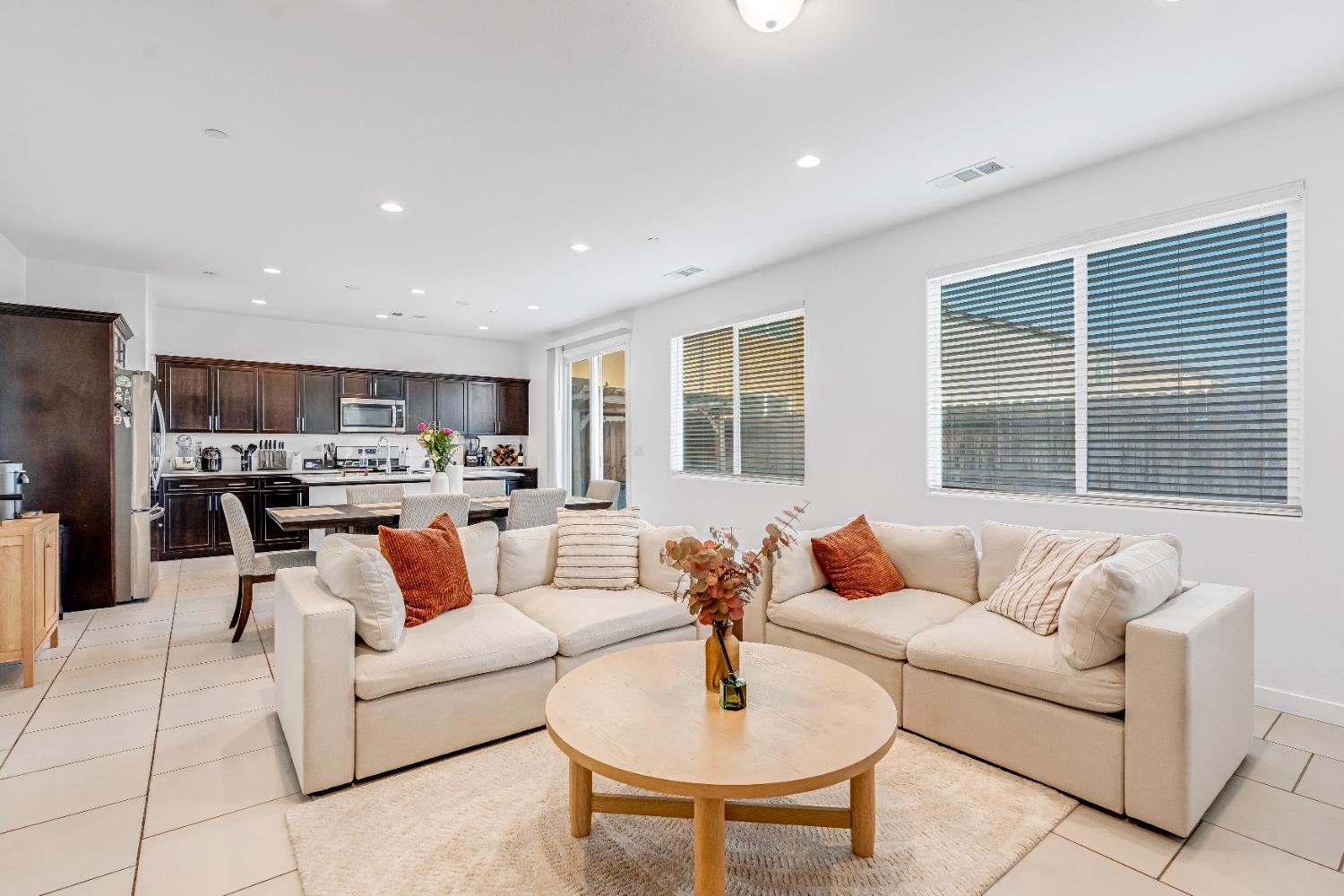 4210 N Reed Ave, Fresno, CA 93723