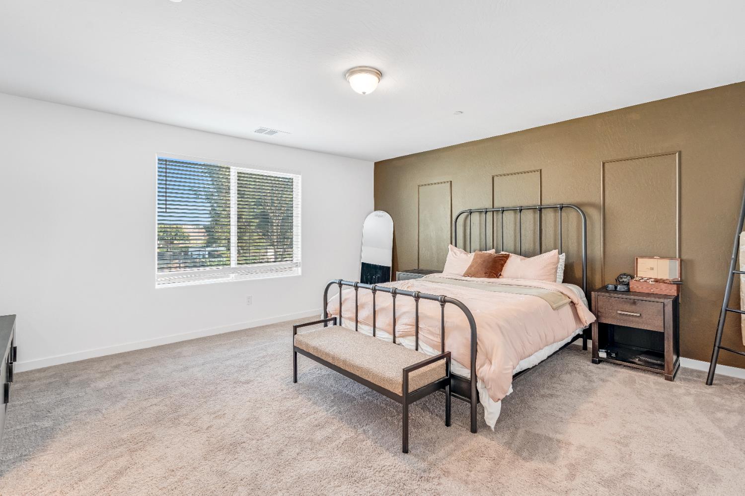 4210 N Reed Ave, Fresno, CA 93723