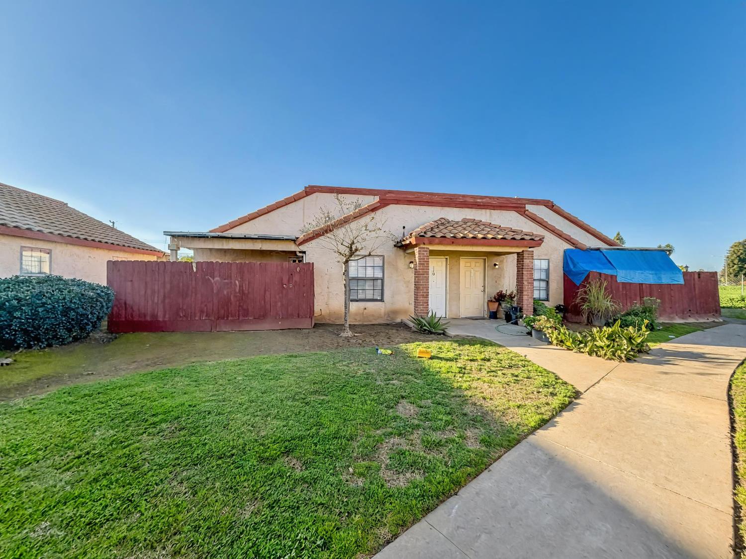 1405 E Cypress Ave #137, Reedley, CA 93654