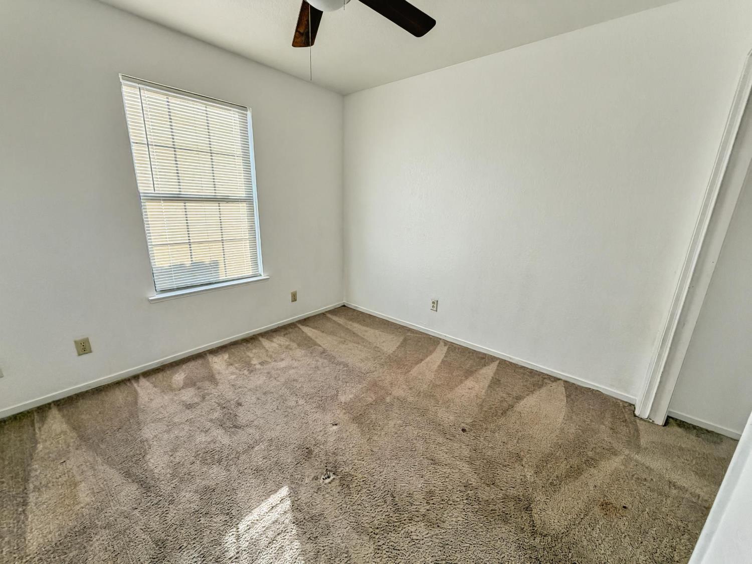 1405 E Cypress Ave #137, Reedley, CA 93654