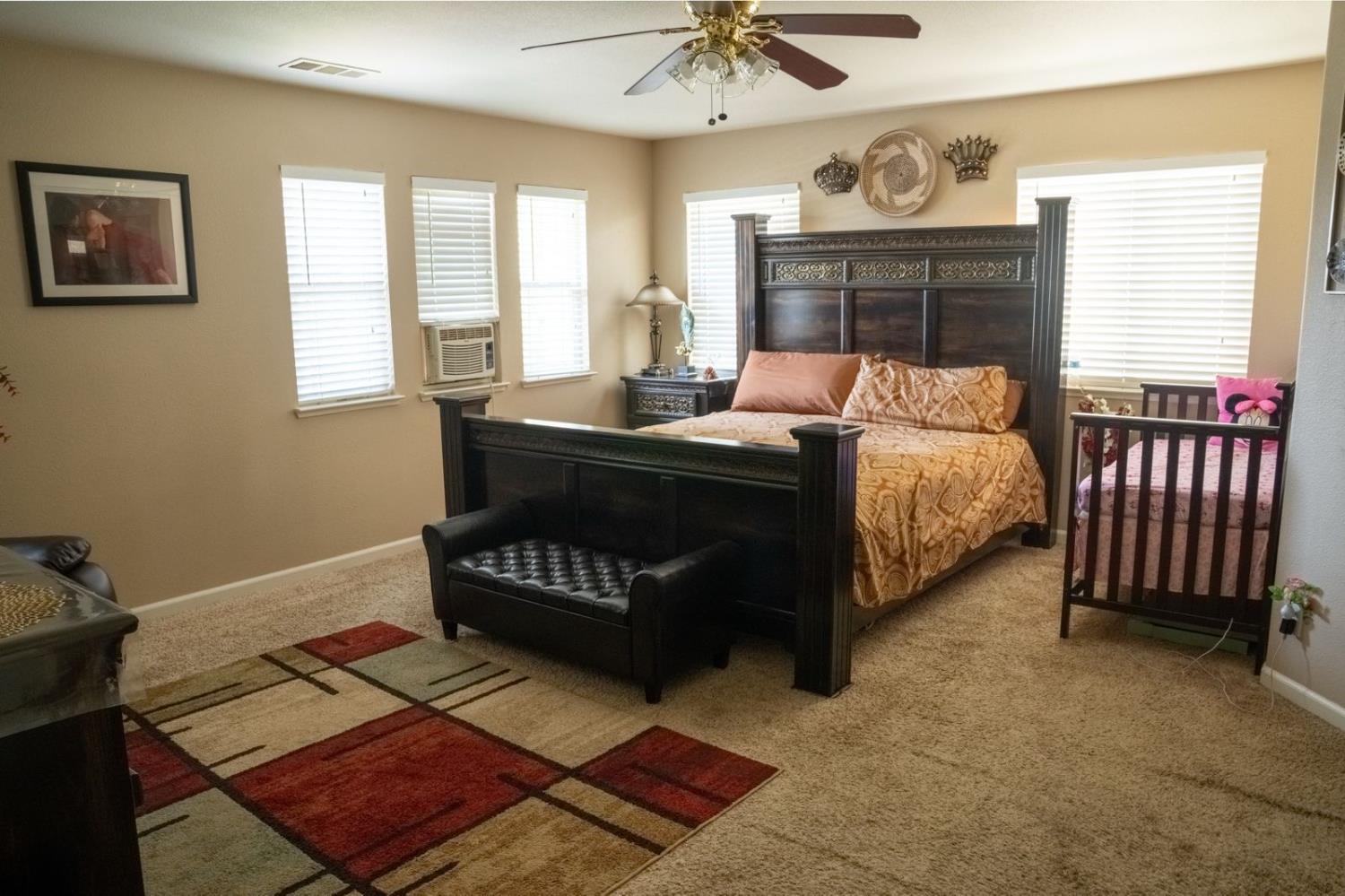 1896 N Forestiere Ave, Fresno, CA 93722