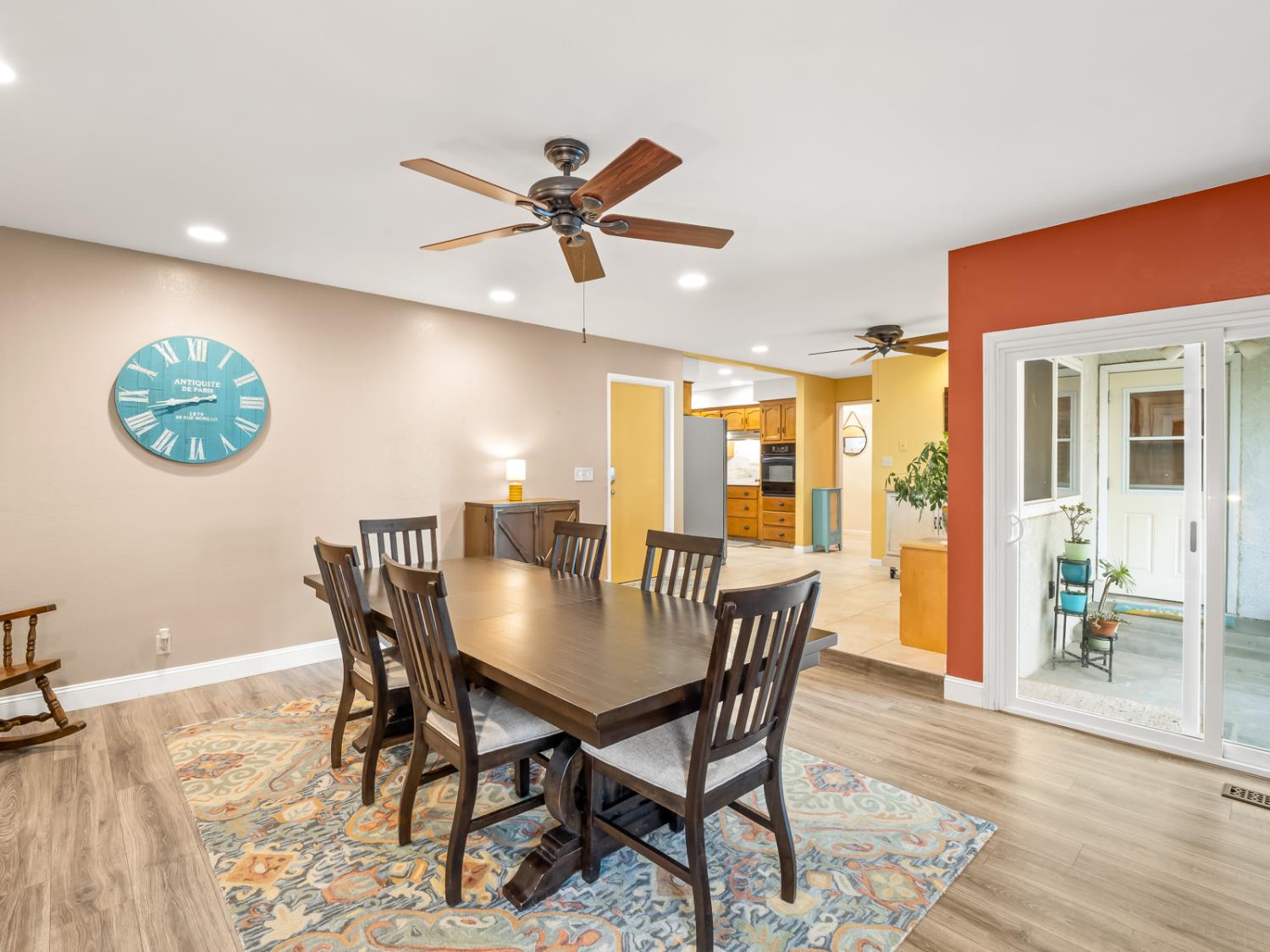 6760 N Price Ave, Fresno, CA 93710