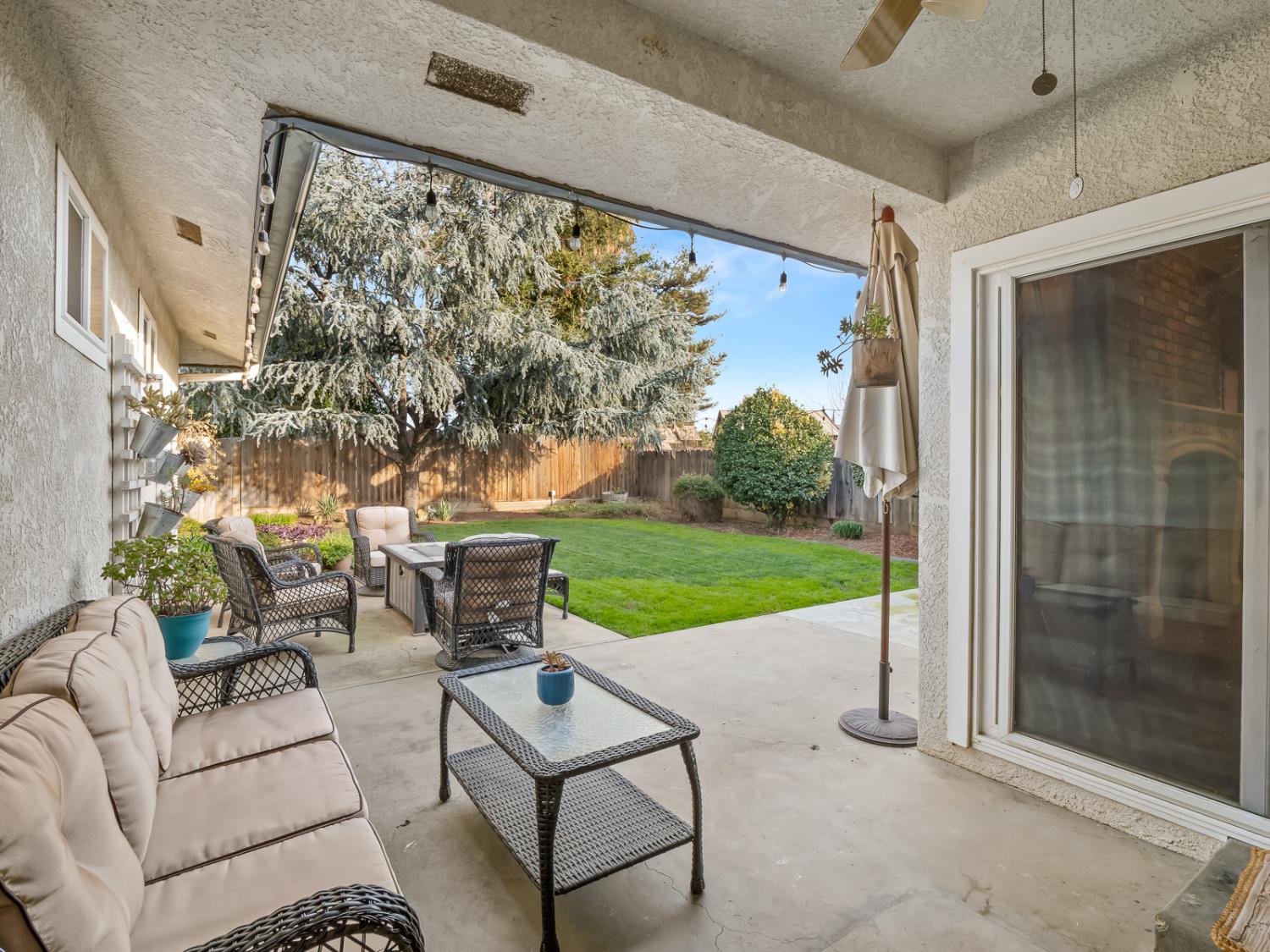 6760 N Price Ave, Fresno, CA 93710