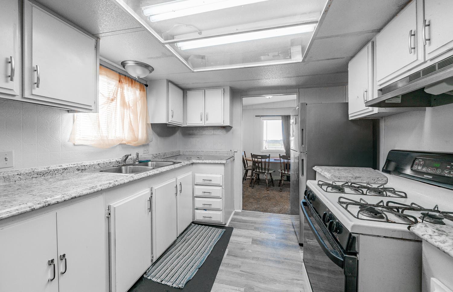 5665 S Chestnut Ave #SPC 3, Fresno, CA 93725