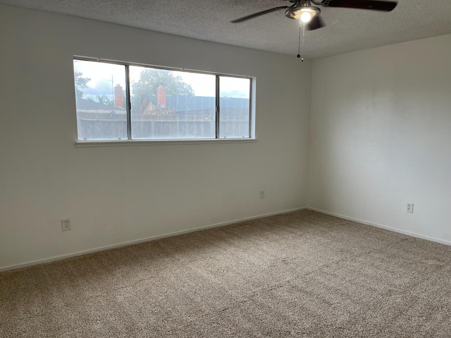 4529 N Warren Ave, Fresno, CA 93705