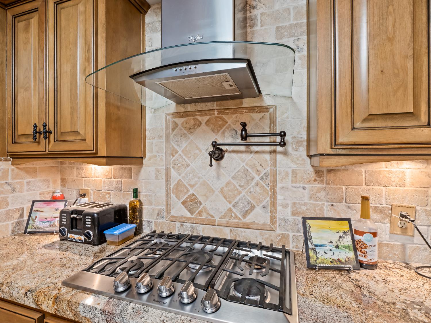 7258 N Pacific, Fresno, CA 93711