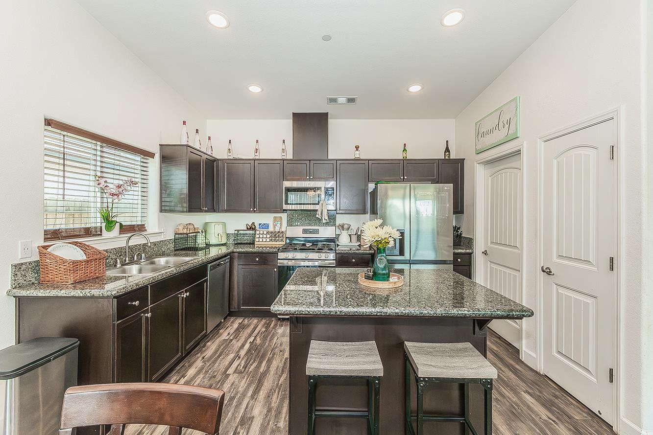 534 Palermo St, Madera, CA 93637