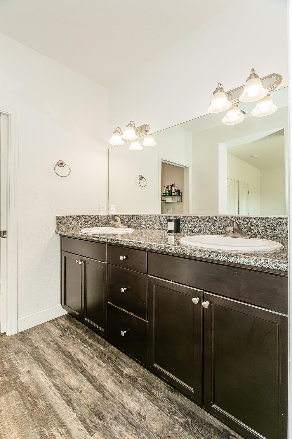 534 Palermo St, Madera, CA 93637