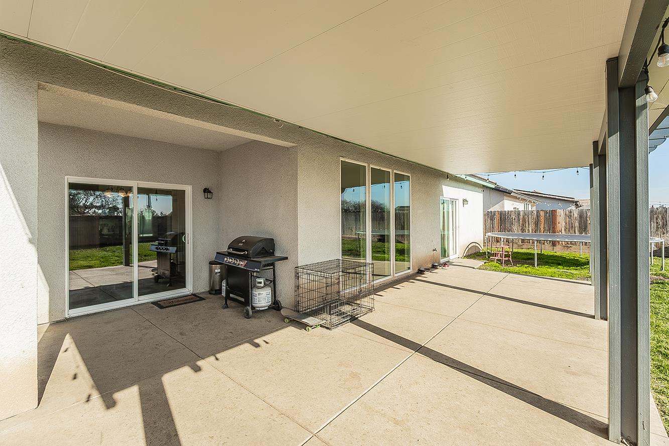 534 Palermo St, Madera, CA 93637