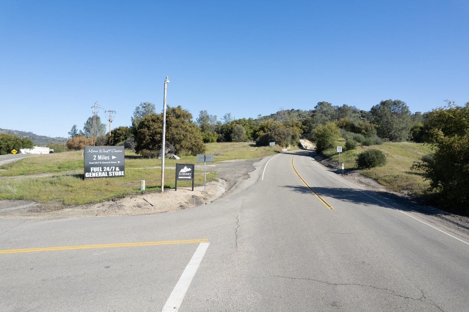 33260 Powerhouse Rd, Auberry, CA 93602