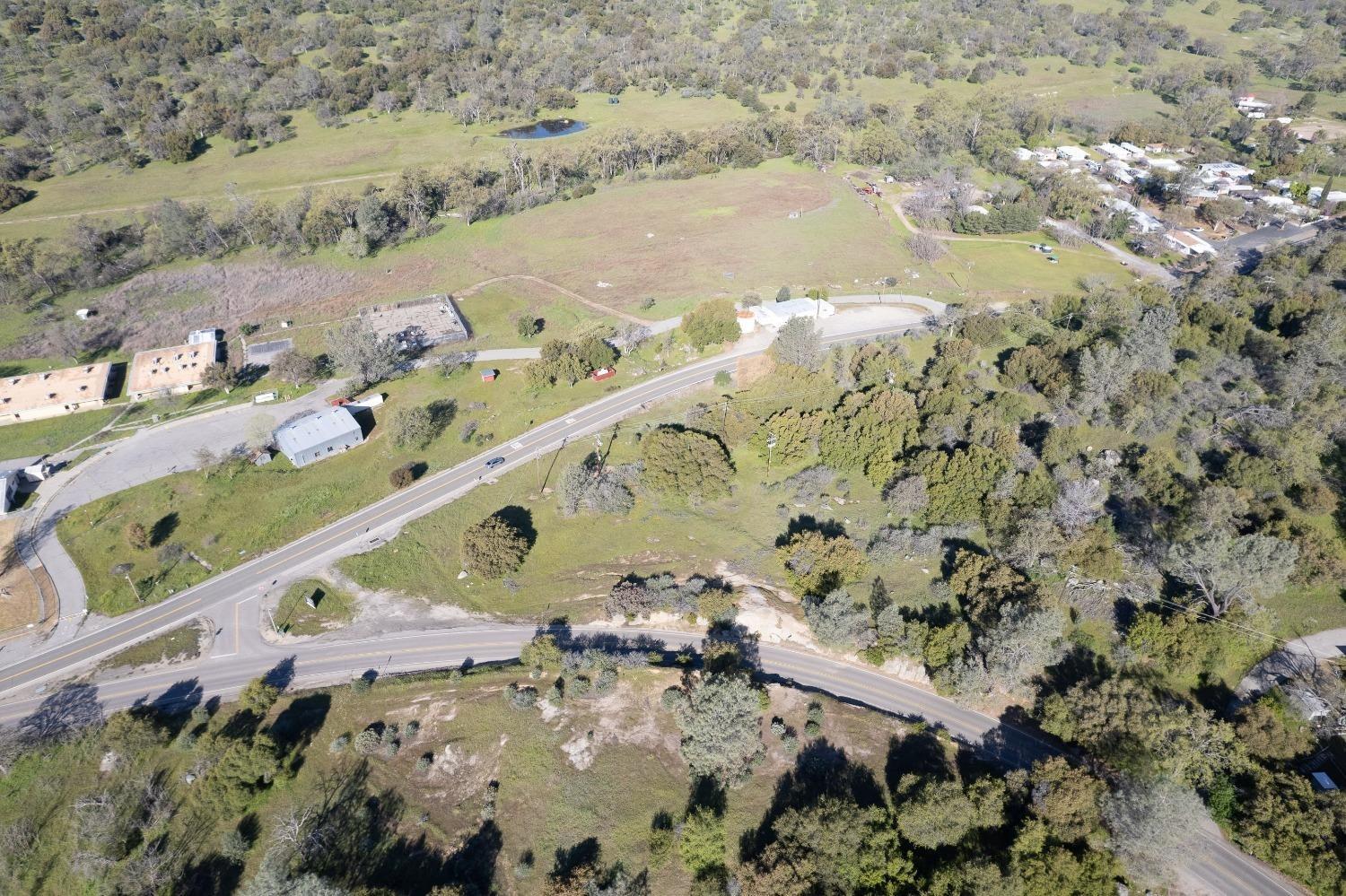 33260 Powerhouse Rd, Auberry, CA 93602