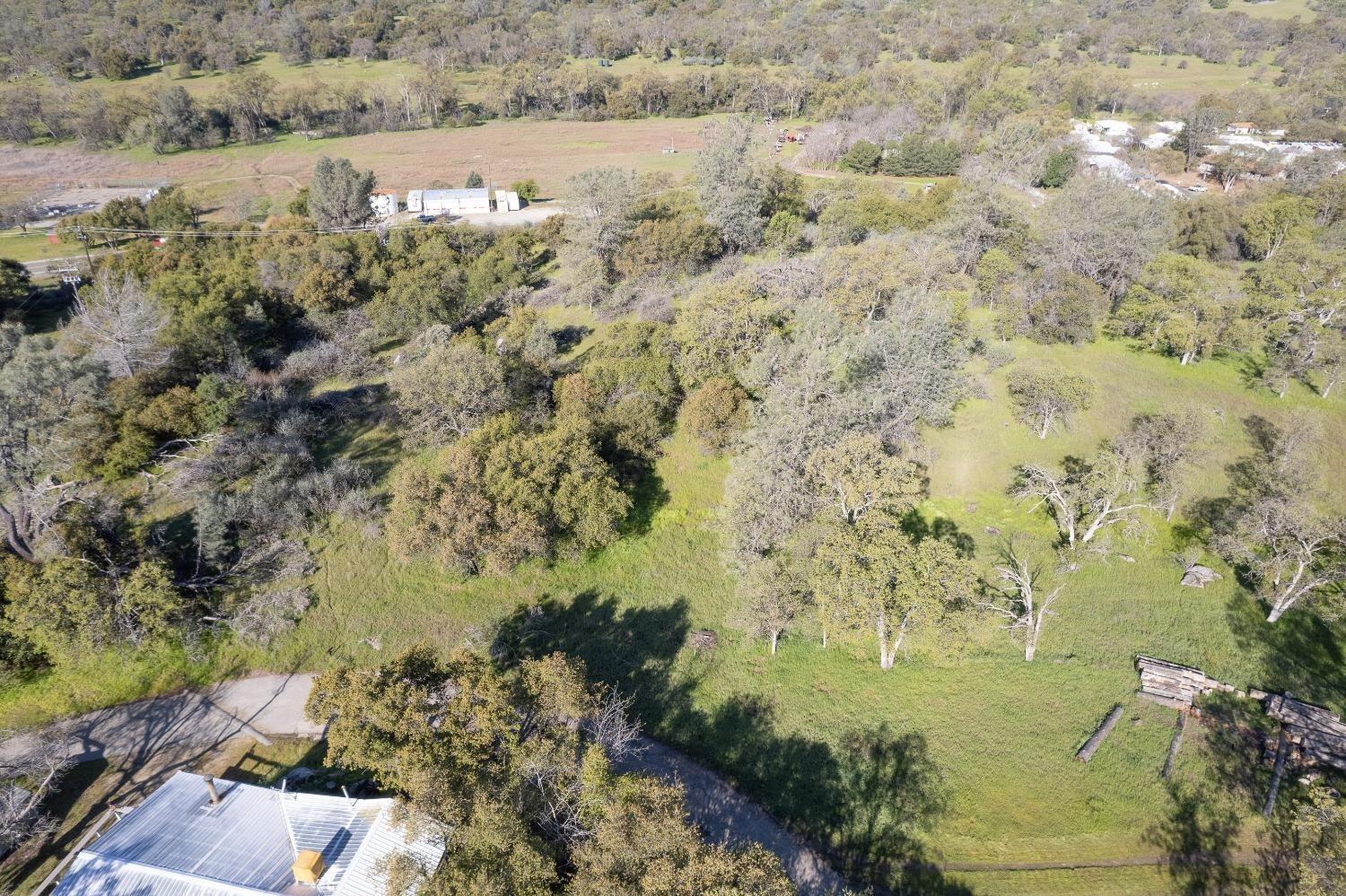 33260 Powerhouse Rd, Auberry, CA 93602