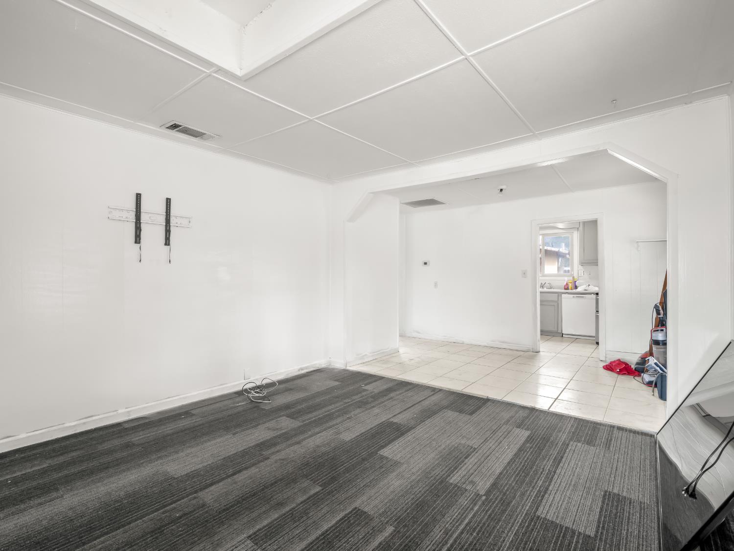 2509 S 10Th St, Fresno, CA 93725