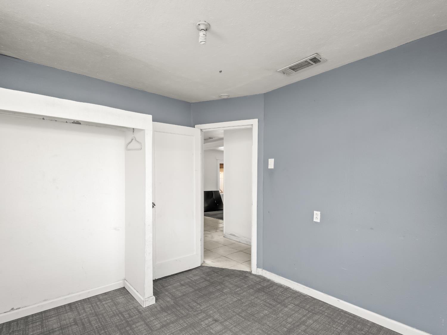 2509 S 10Th St, Fresno, CA 93725