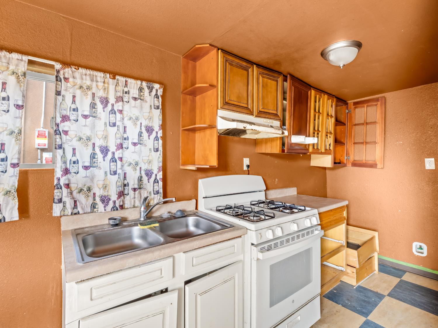 2509 S 10Th St, Fresno, CA 93725