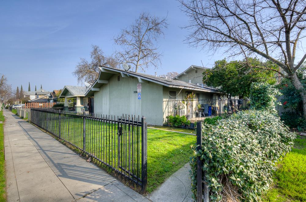 350 N San Pablo Ave #A-D, Fresno, CA 93701