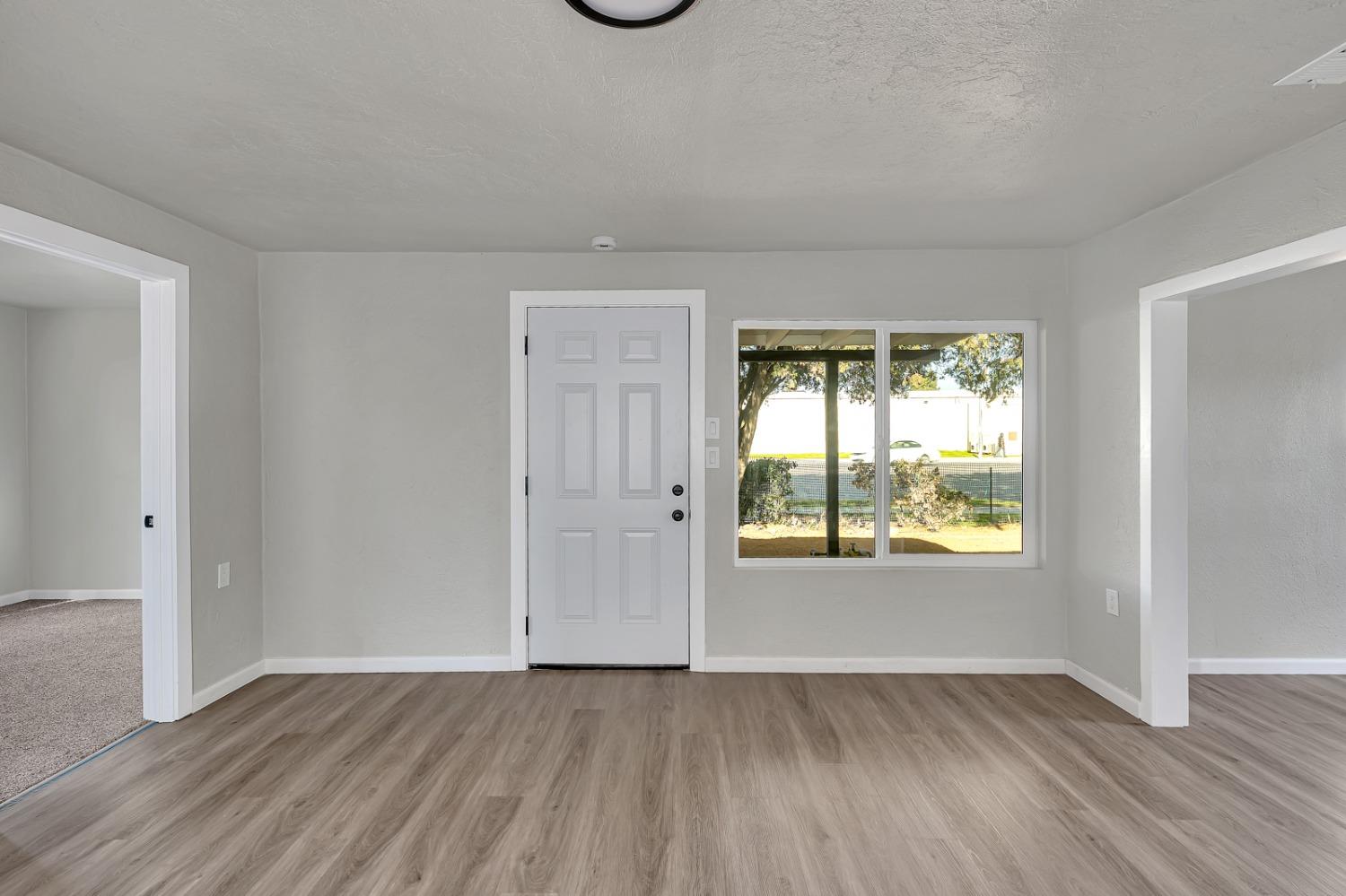 317 W Alluvial, Pinedale, CA 93650