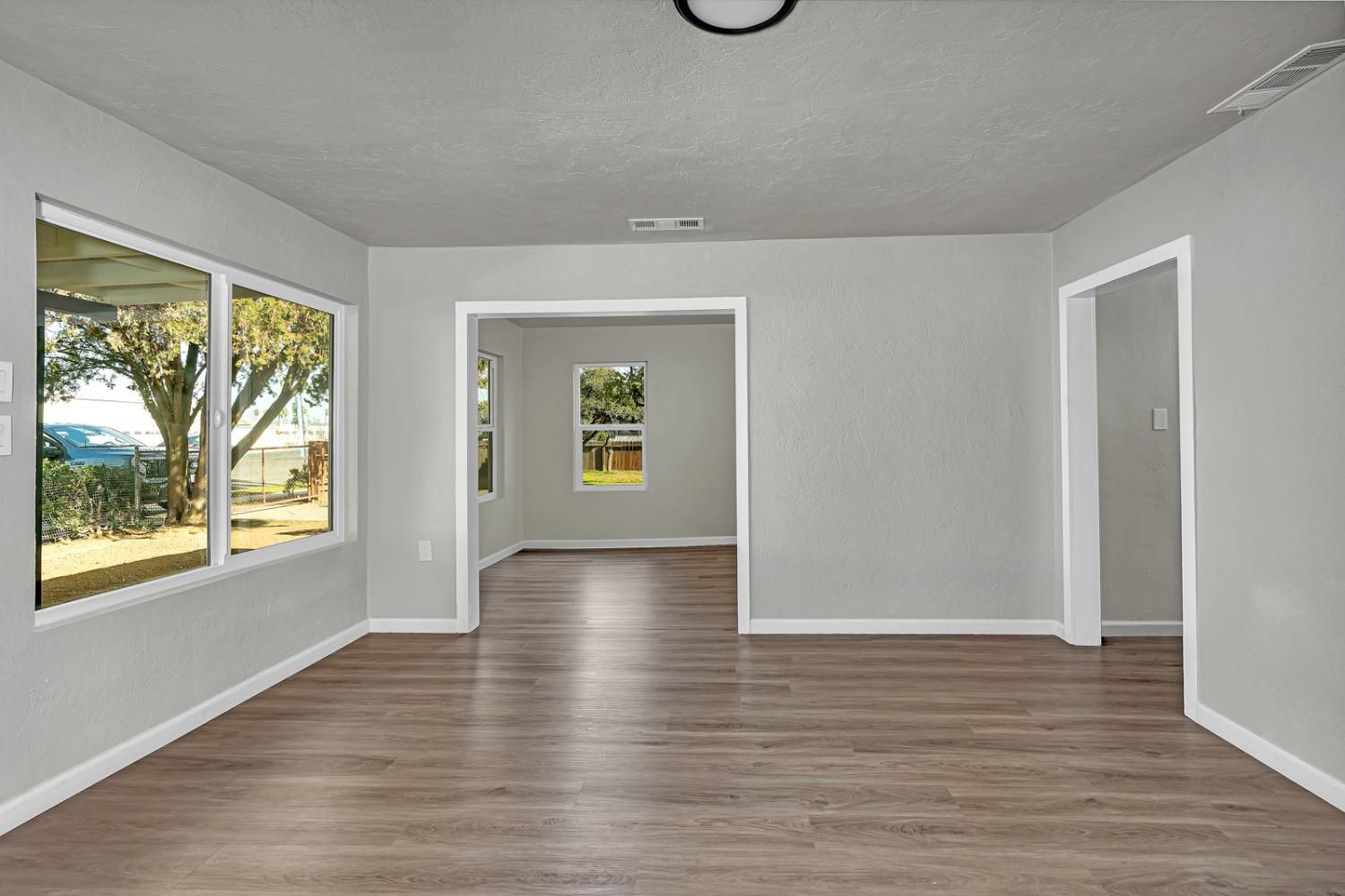 317 W Alluvial, Pinedale, CA 93650