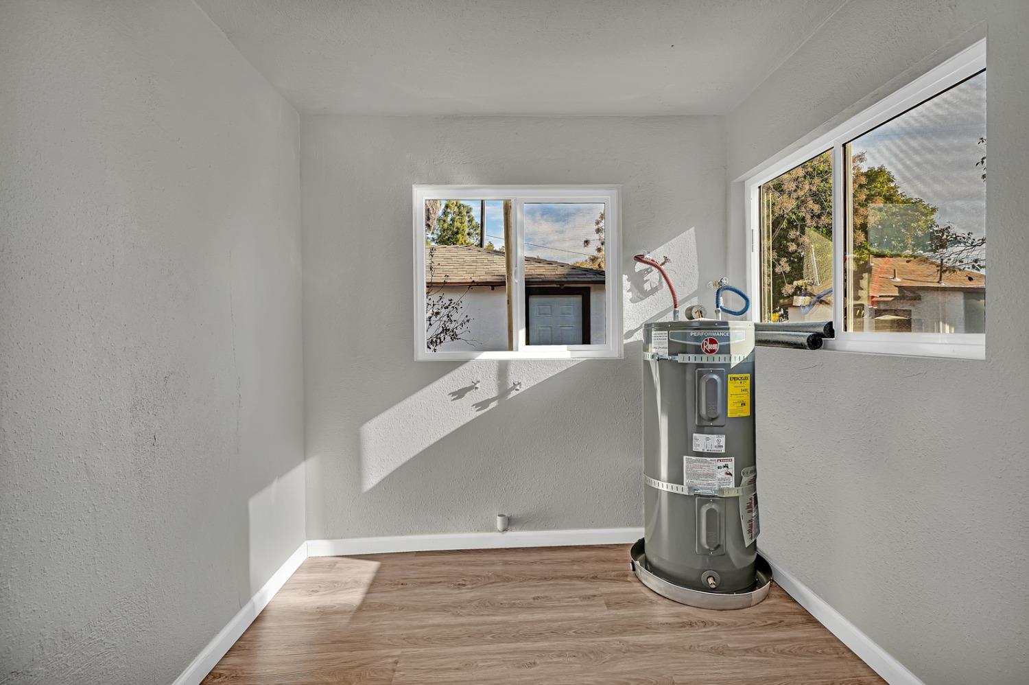 317 W Alluvial, Pinedale, CA 93650