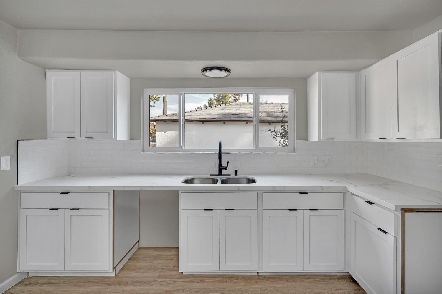 317 W Alluvial, Pinedale, CA 93650