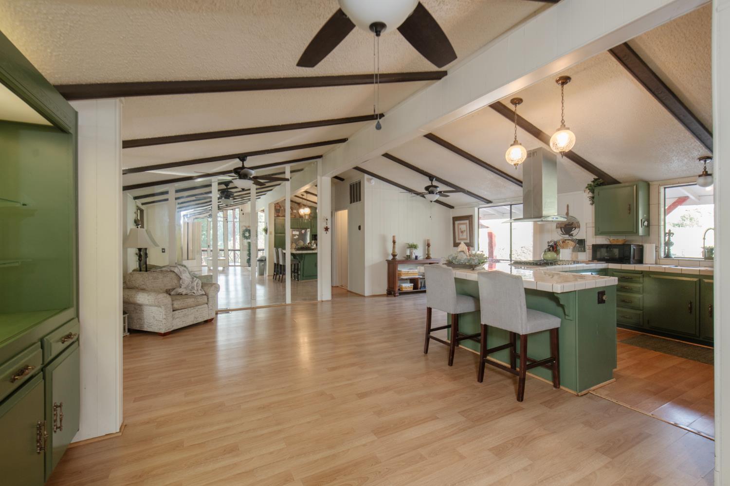 1351 Rector Ln, Yokuts Valley, CA 93675