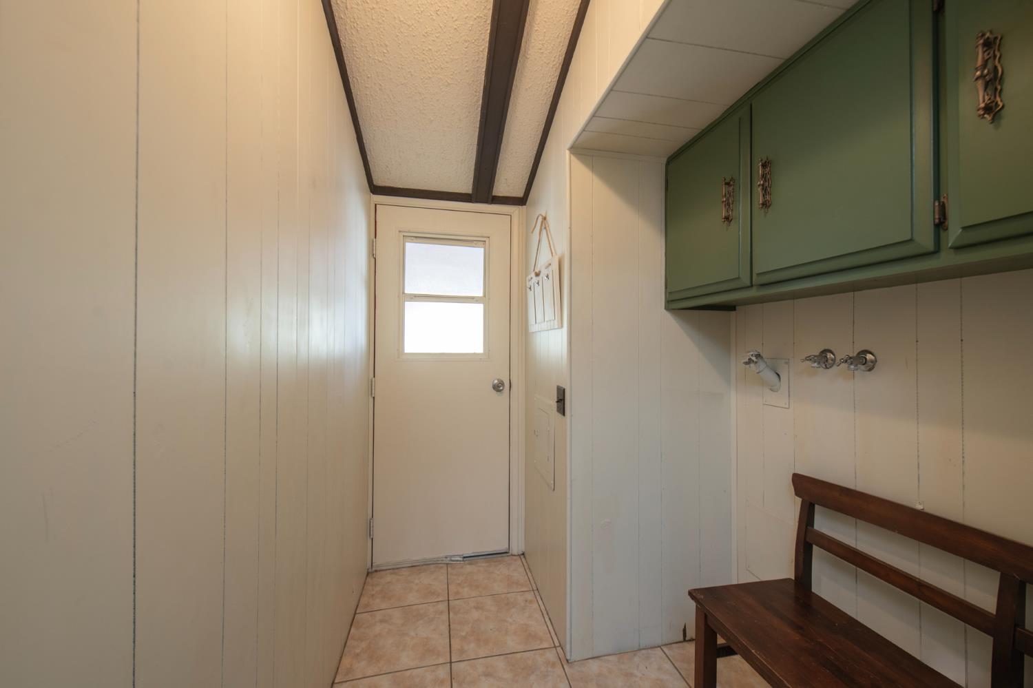 1351 Rector Ln, Yokuts Valley, CA 93675