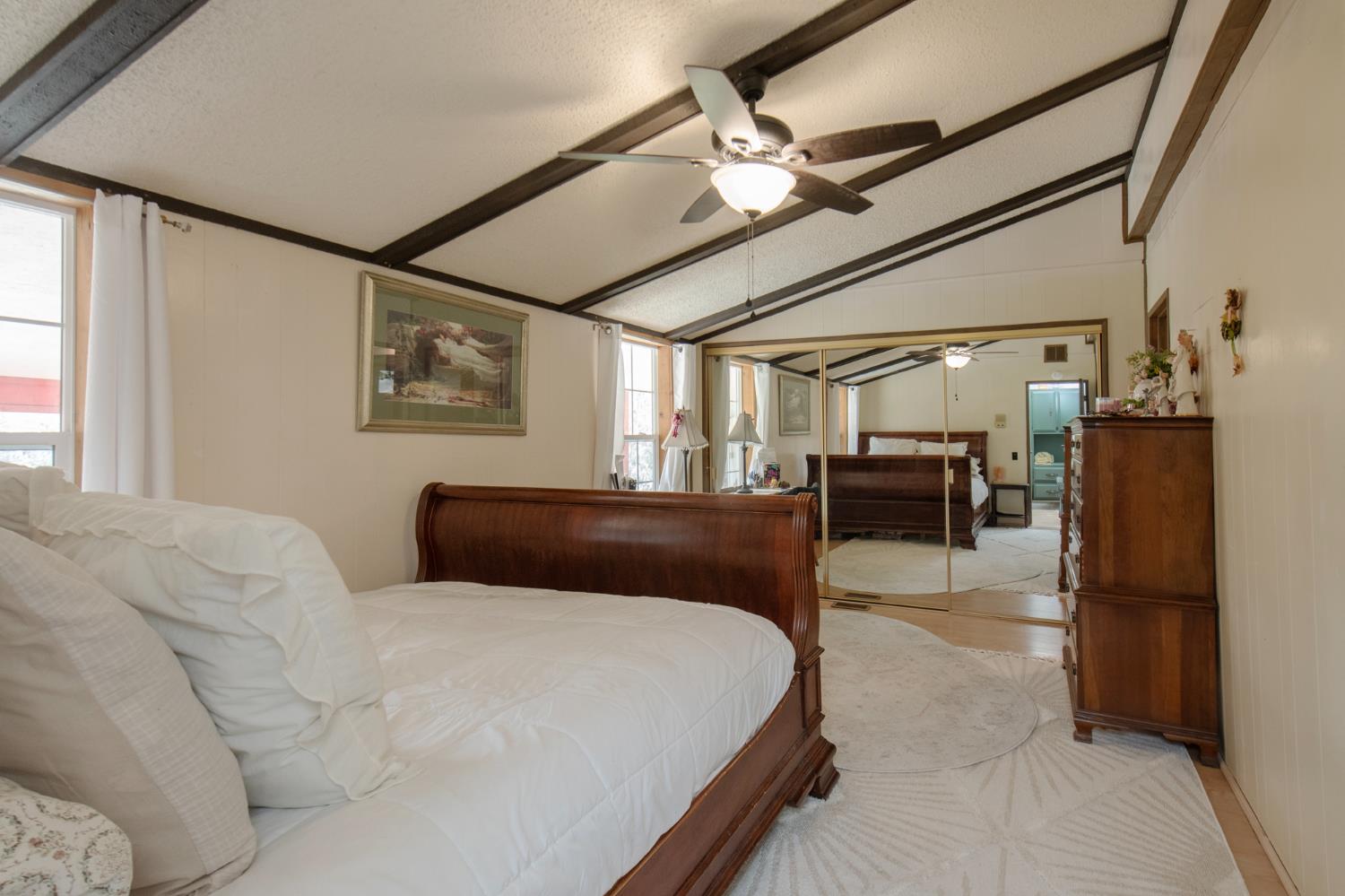 1351 Rector Ln, Yokuts Valley, CA 93675