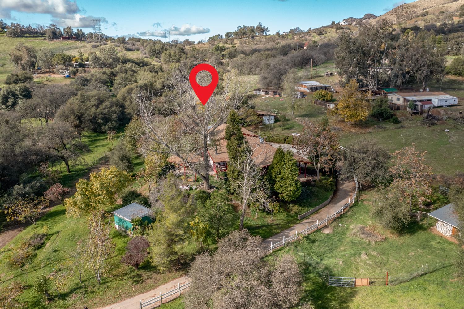 1351 Rector Ln, Yokuts Valley, CA 93675