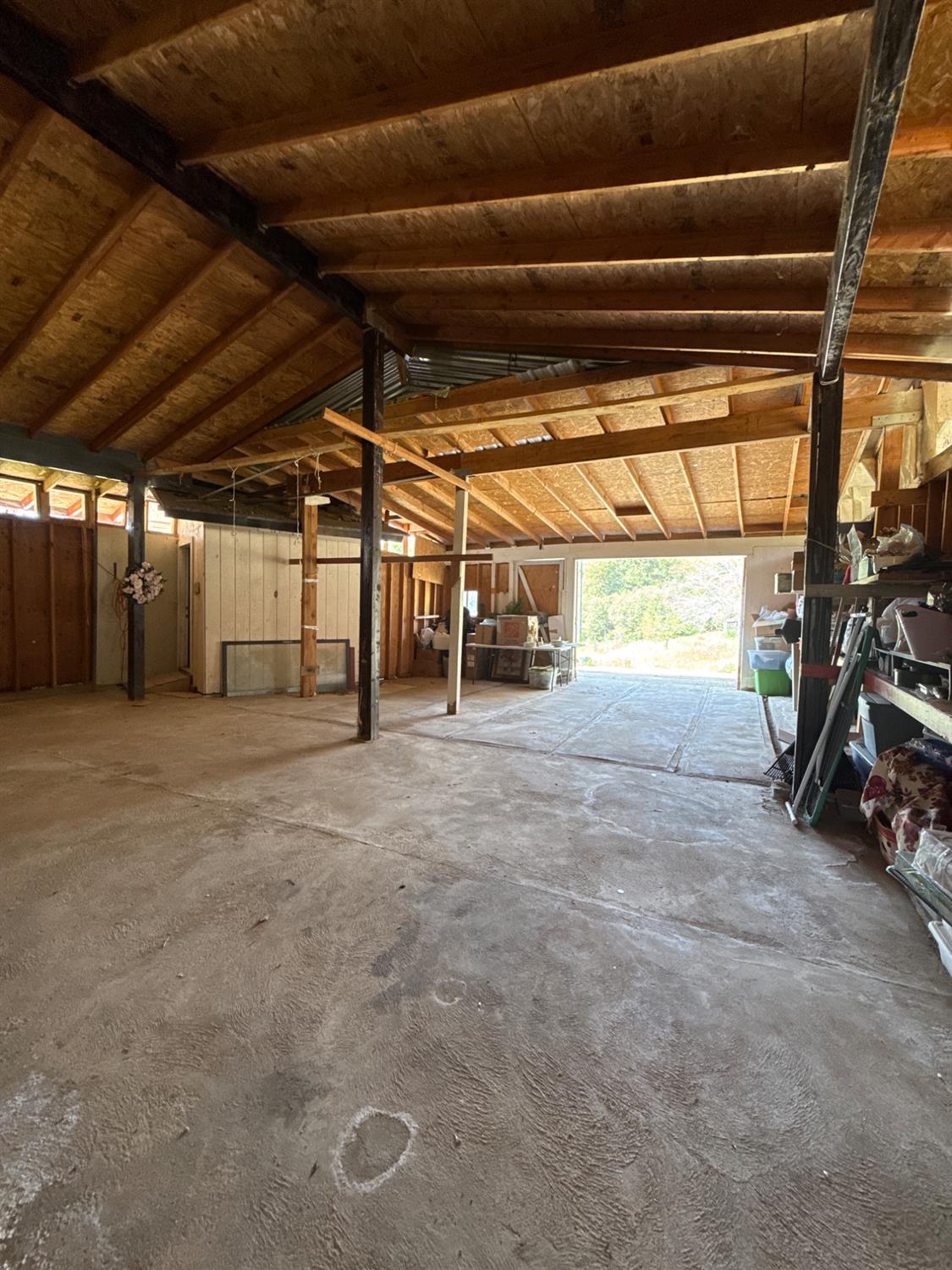 1351 Rector Ln, Yokuts Valley, CA 93675