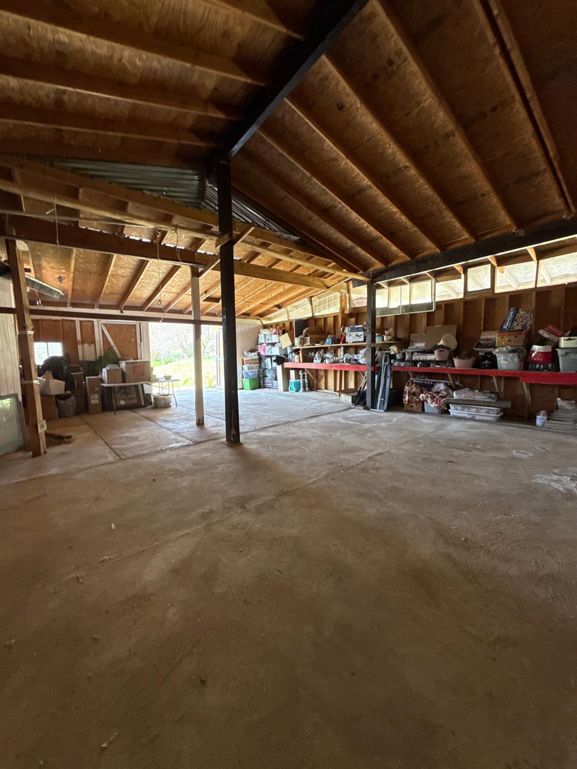 1351 Rector Ln, Yokuts Valley, CA 93675