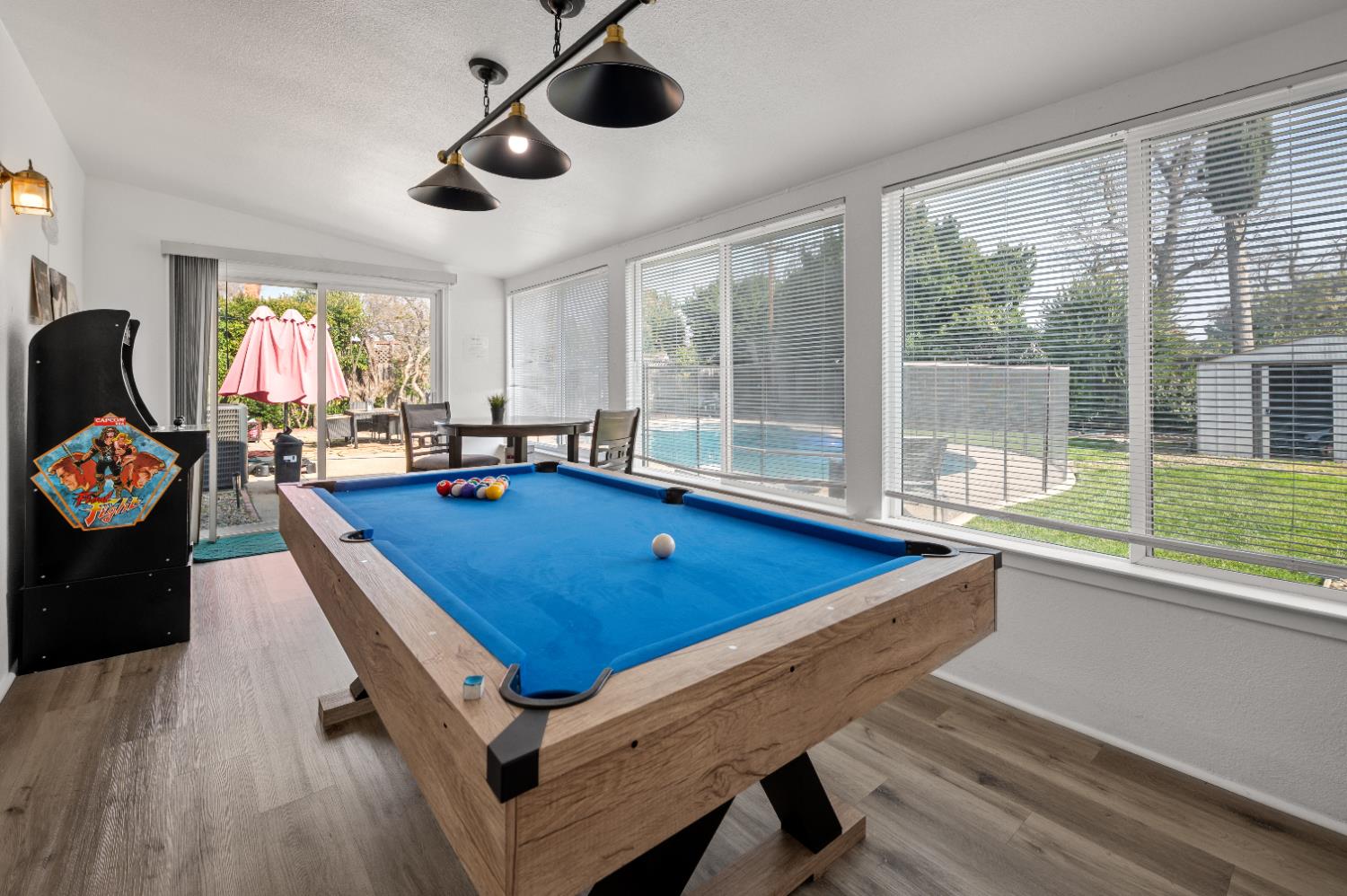 925 S Purdue Ave, Fresno, CA 93727