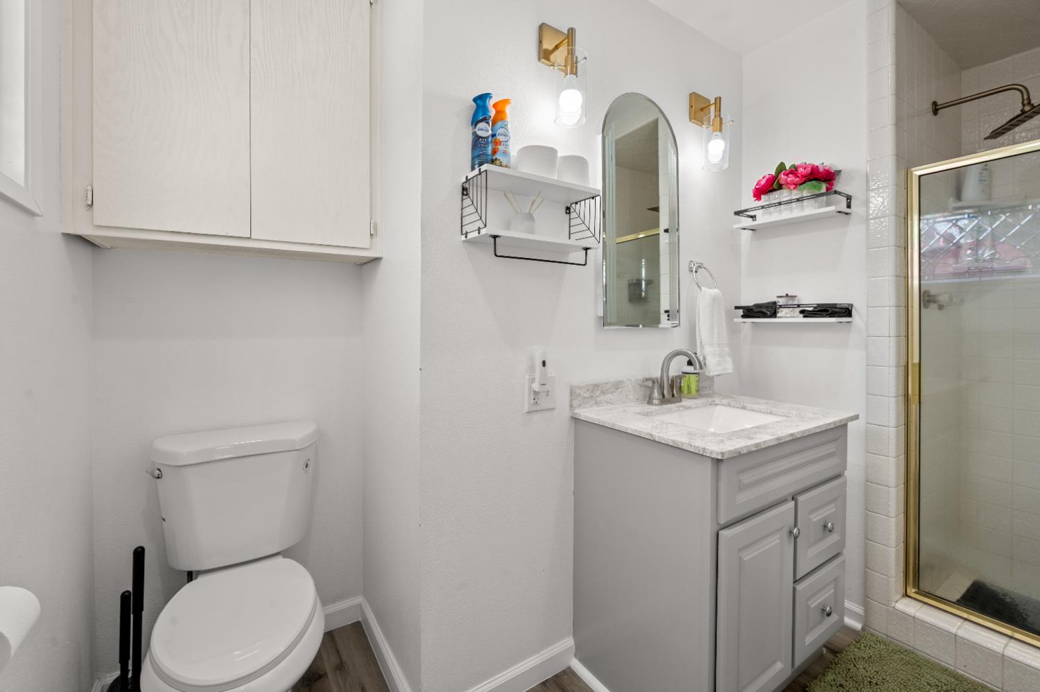 925 S Purdue Ave, Fresno, CA 93727