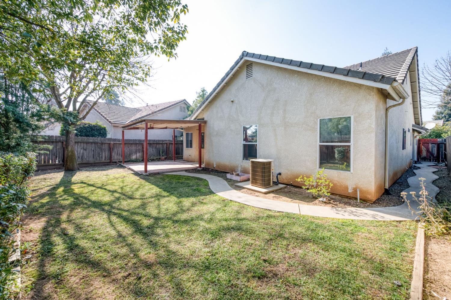 10304 N Recreation Ave, Fresno, CA 93730