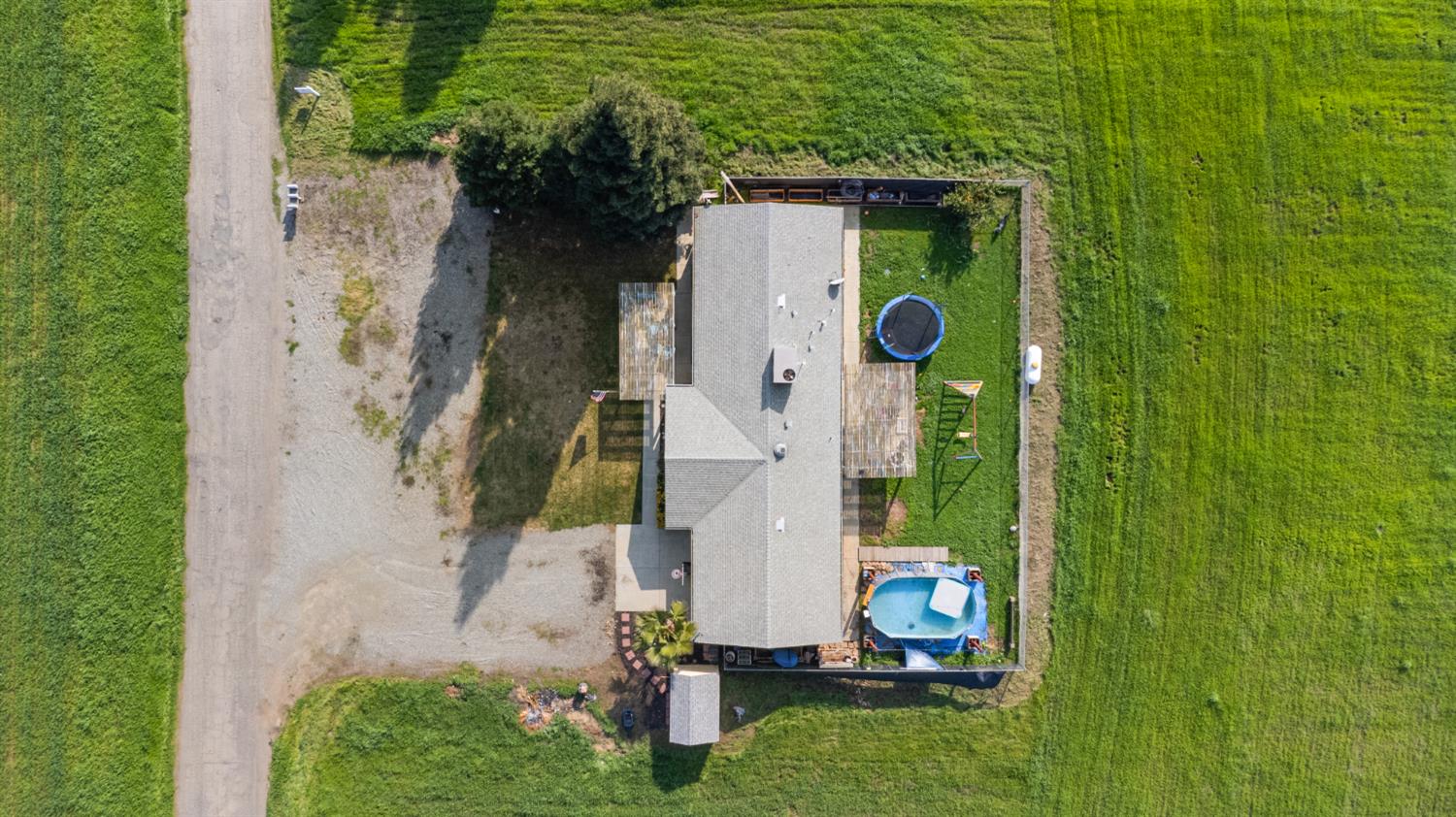 4449 Clausen, Le Grand, CA 95333