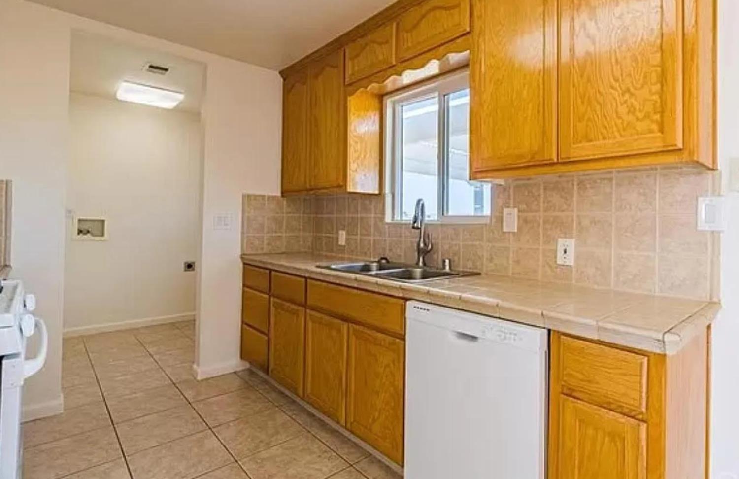 4449 Clausen, Le Grand, CA 95333