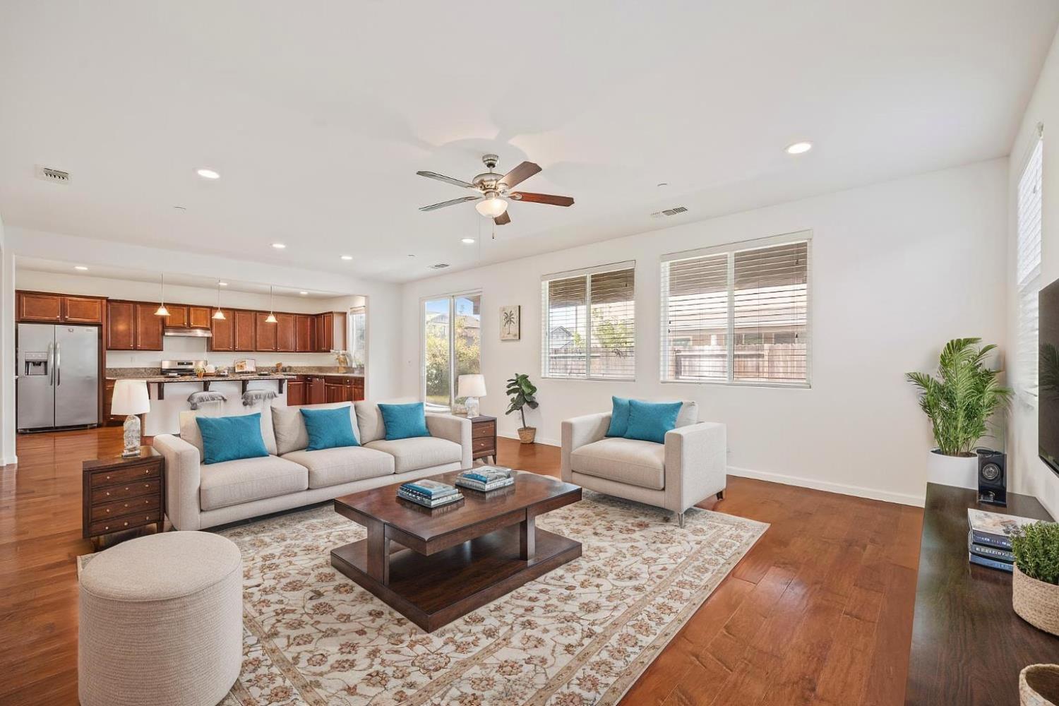 6888 W Parr, Fresno, CA 93722