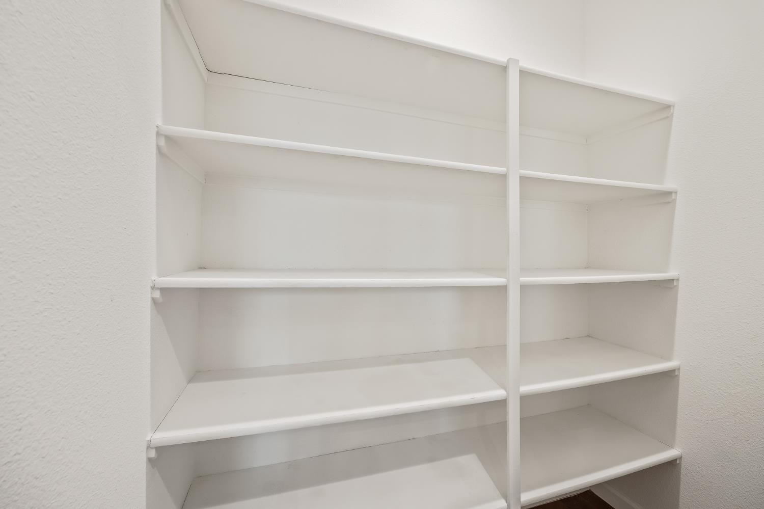 6888 W Parr, Fresno, CA 93722