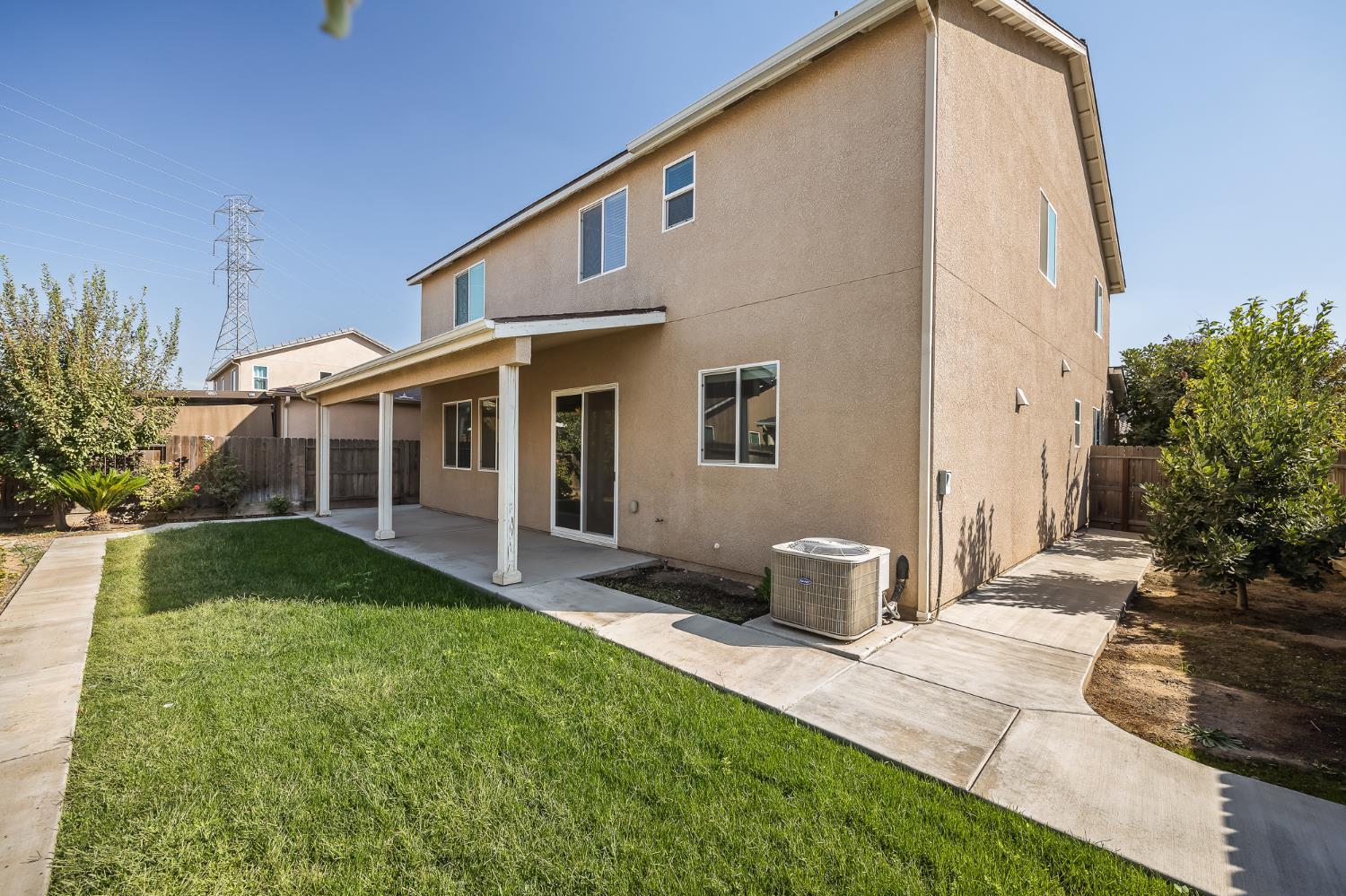 6888 W Parr, Fresno, CA 93722