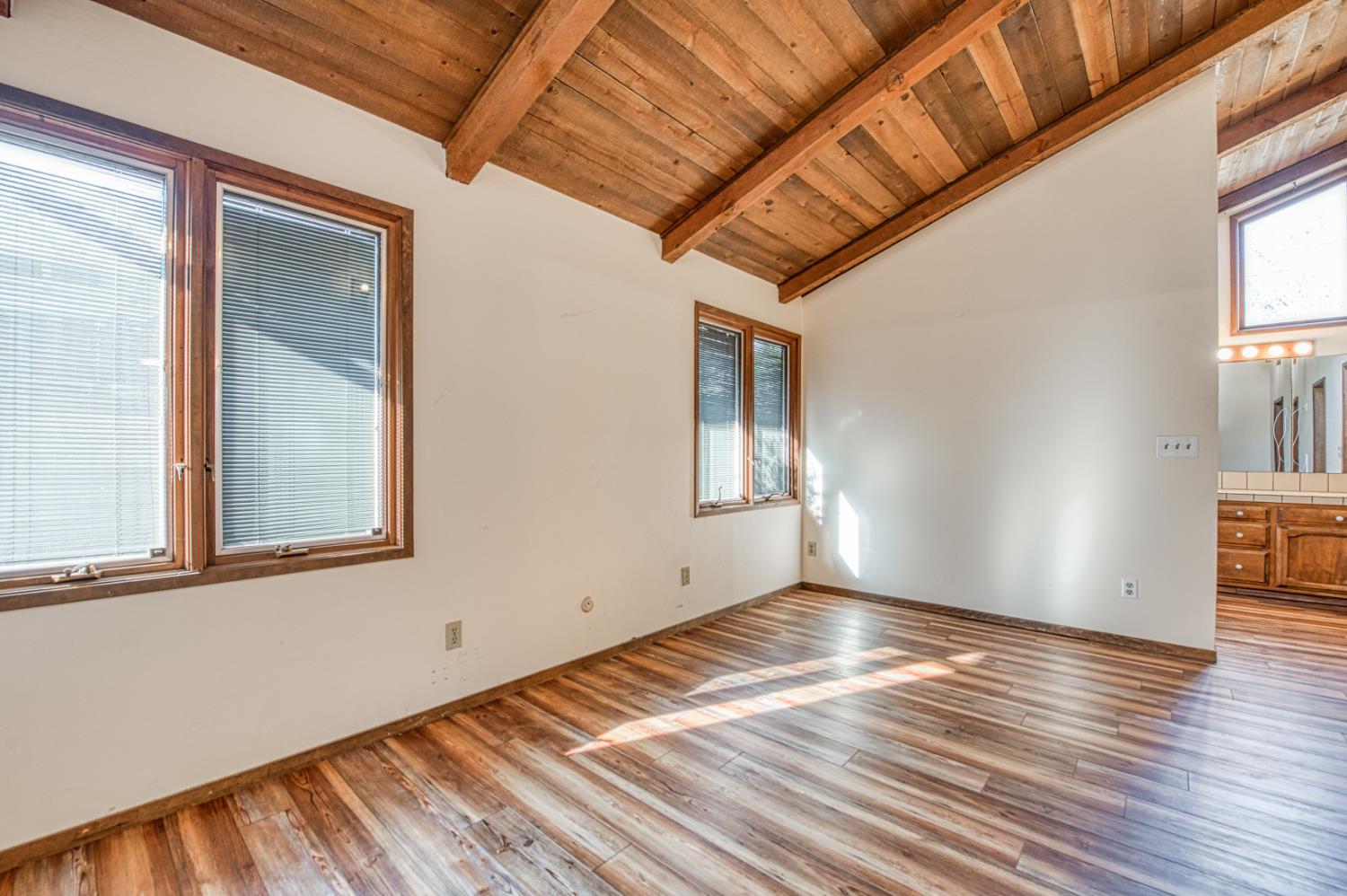 145 E University Ave, Fresno, CA 93704