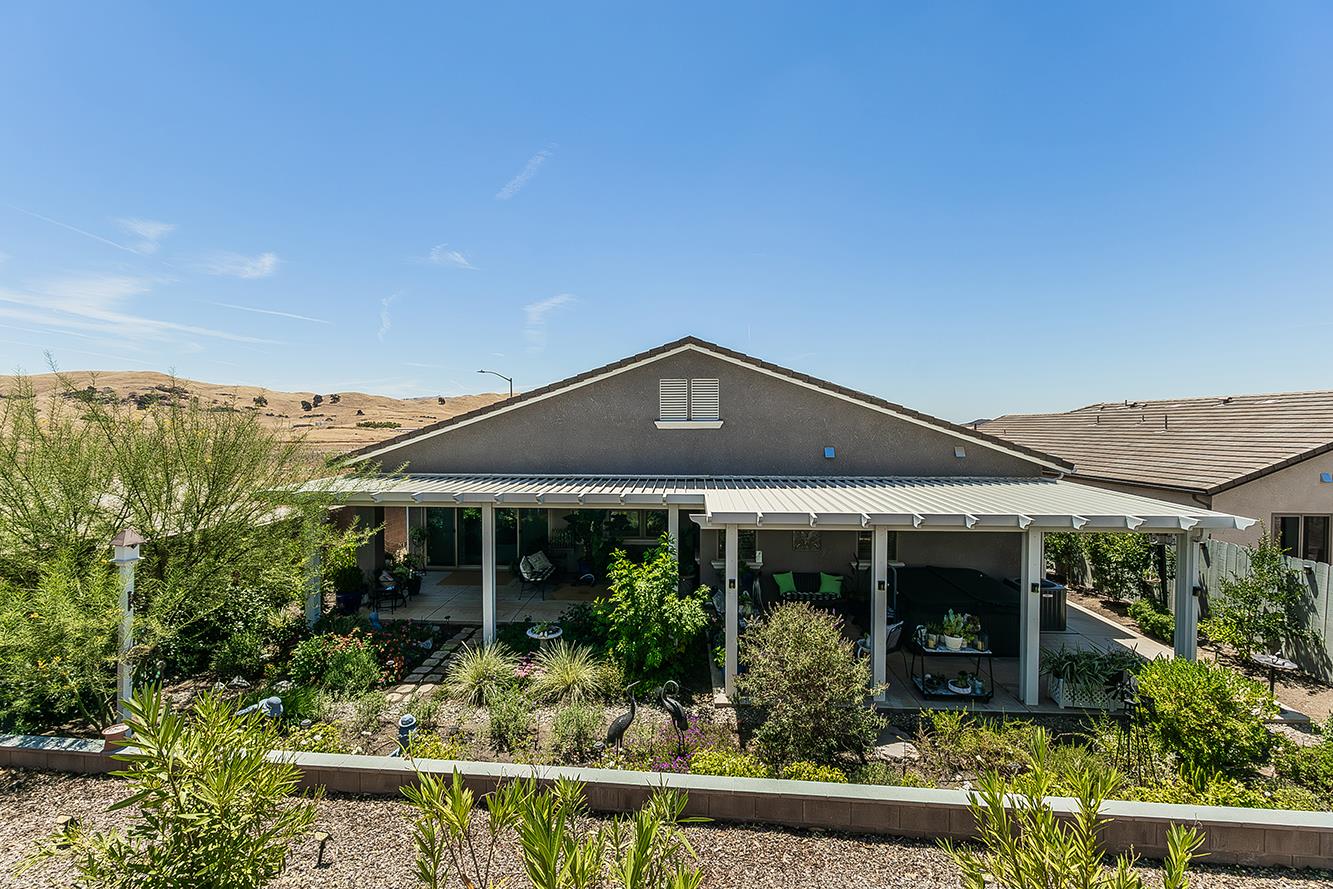 19732 Desert Willow Ln, Friant, CA 93626