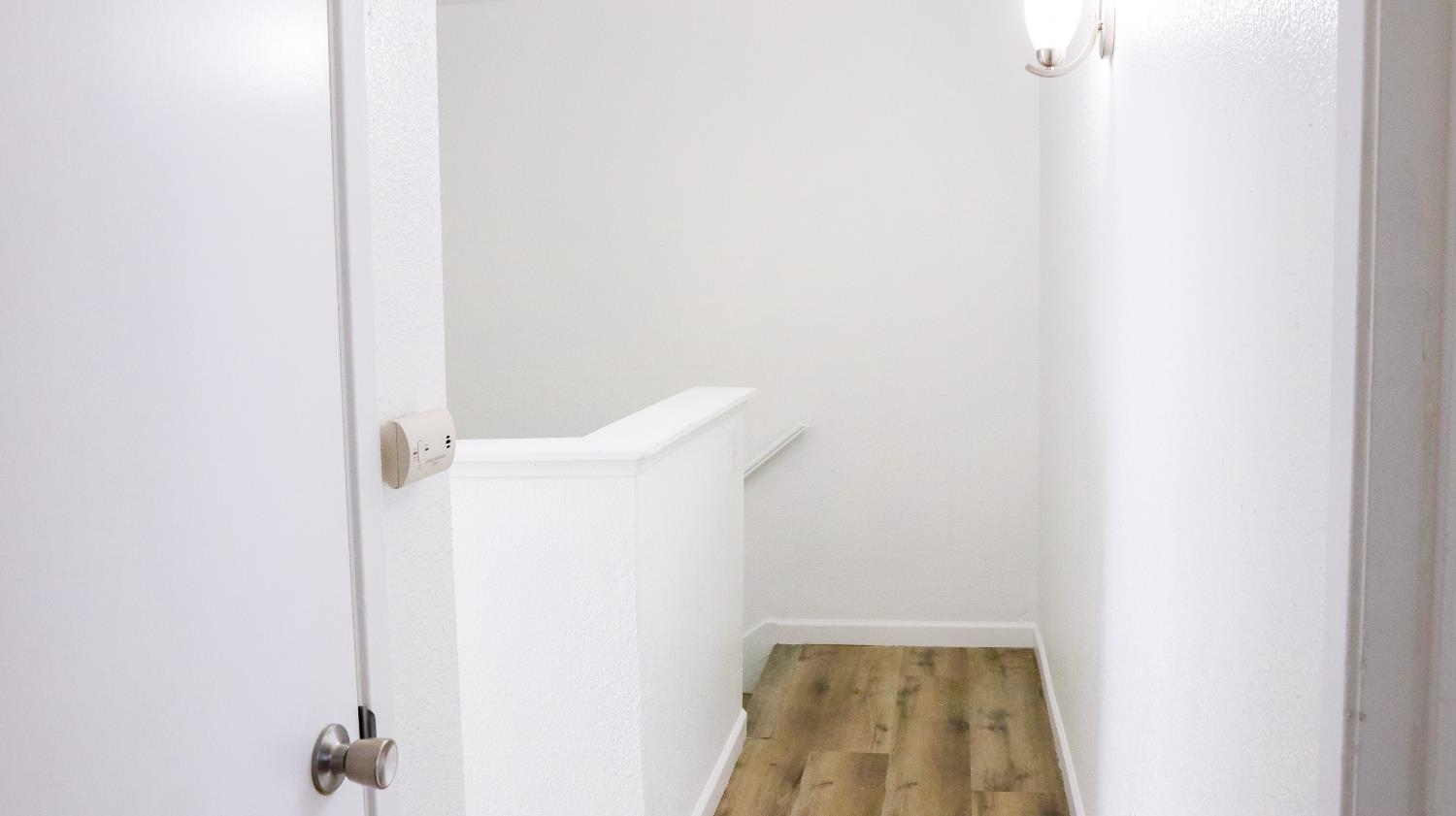 1221 N Peach Ave #142, Fresno, CA 93727