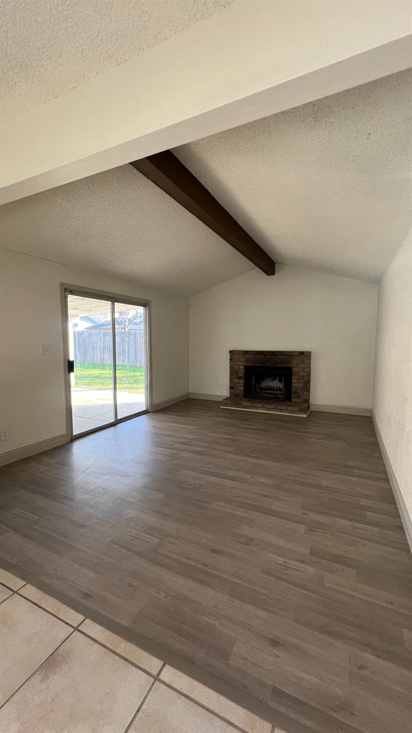 4249 W Michigan Ave, Fresno, CA 93722