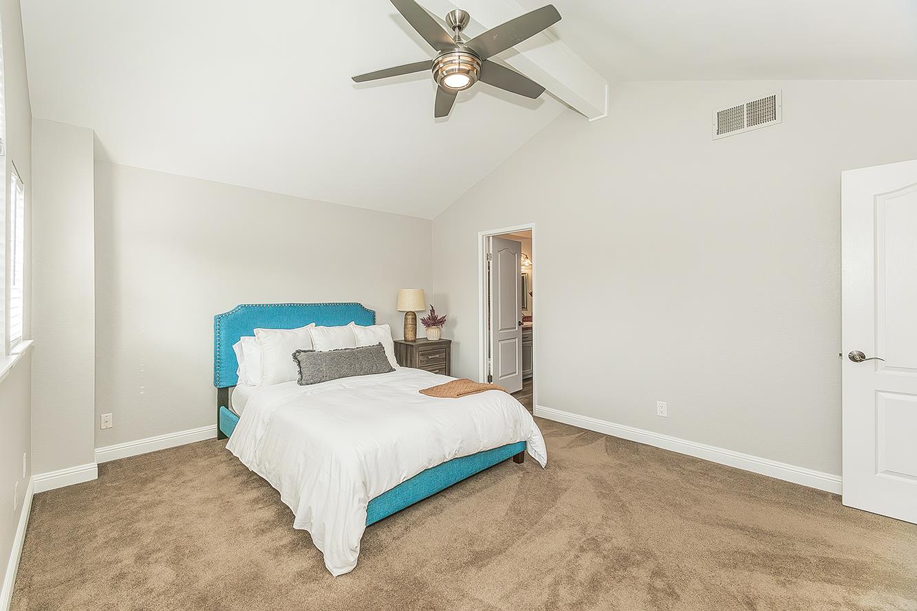 1636 E Solar Ave, Fresno, CA 93720