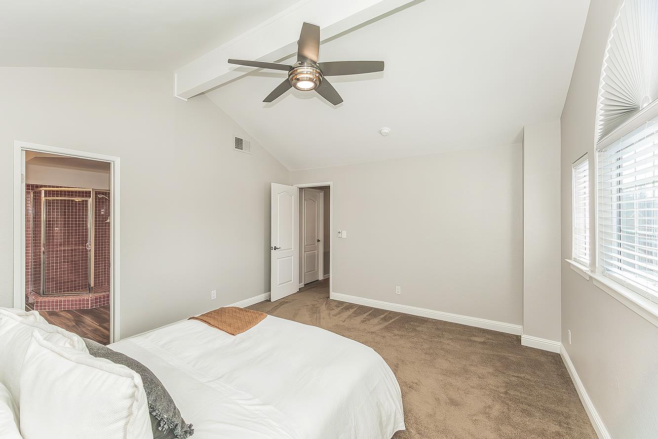 1636 E Solar Ave, Fresno, CA 93720