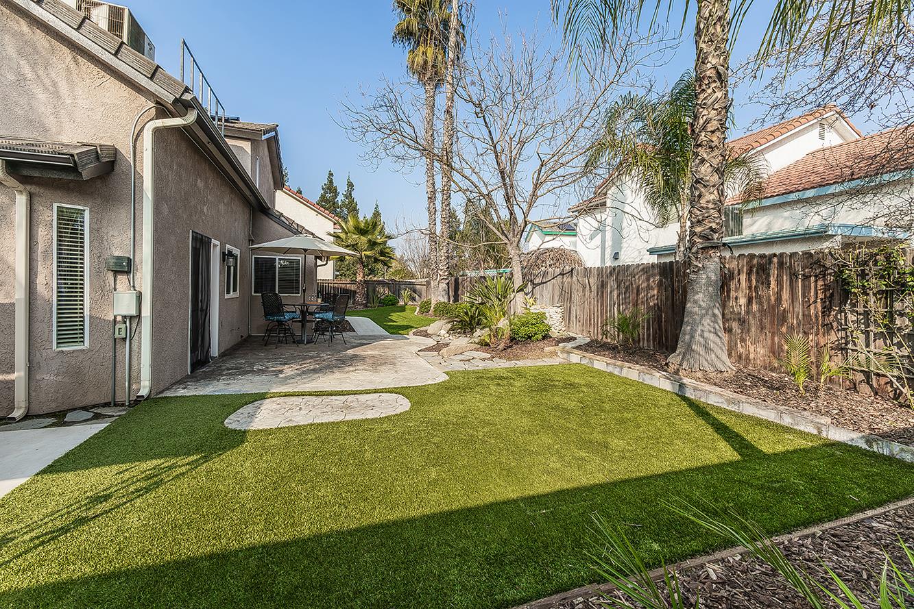 1636 E Solar Ave, Fresno, CA 93720